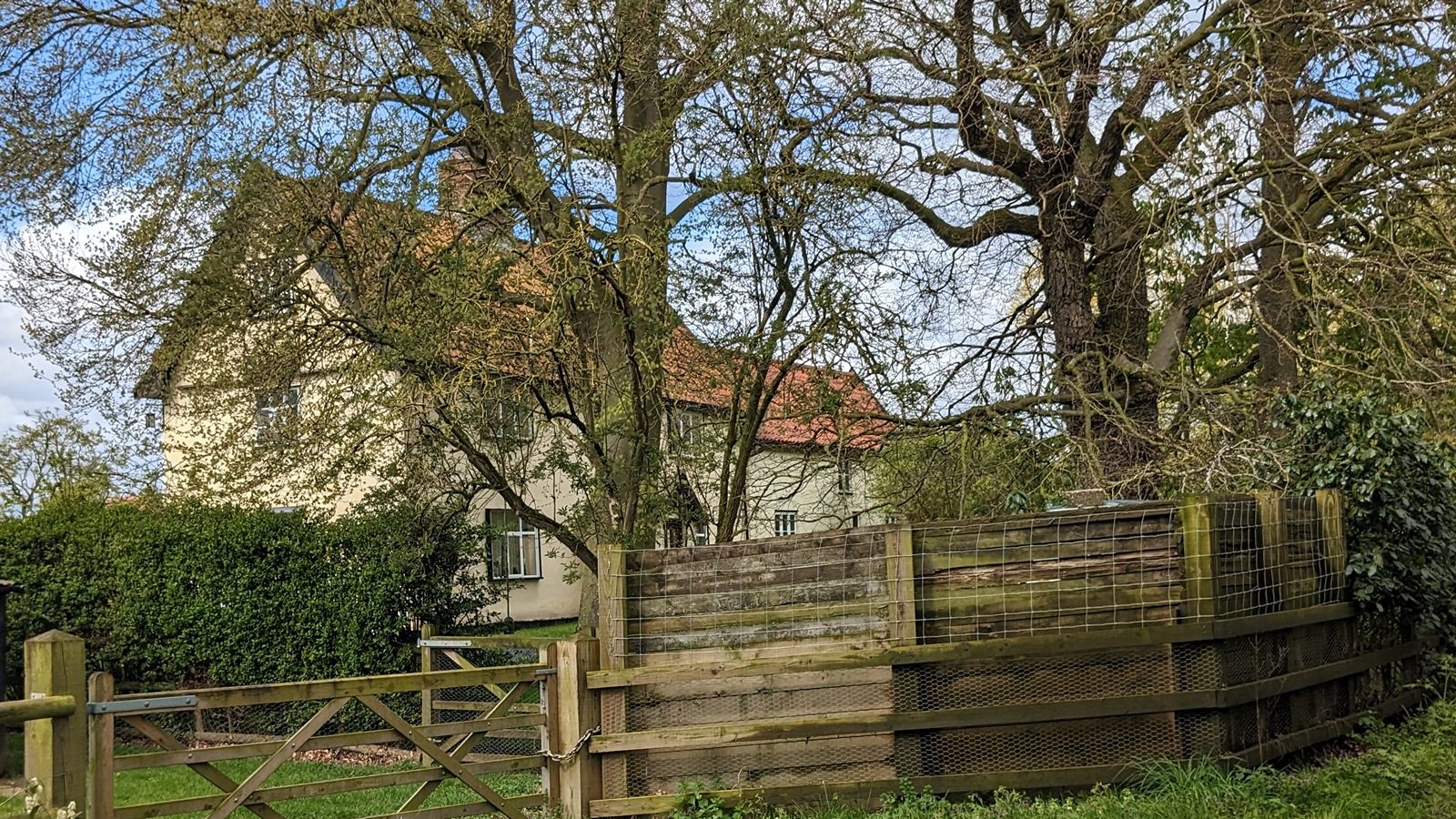 Priory Farmhouse, Priory Lane