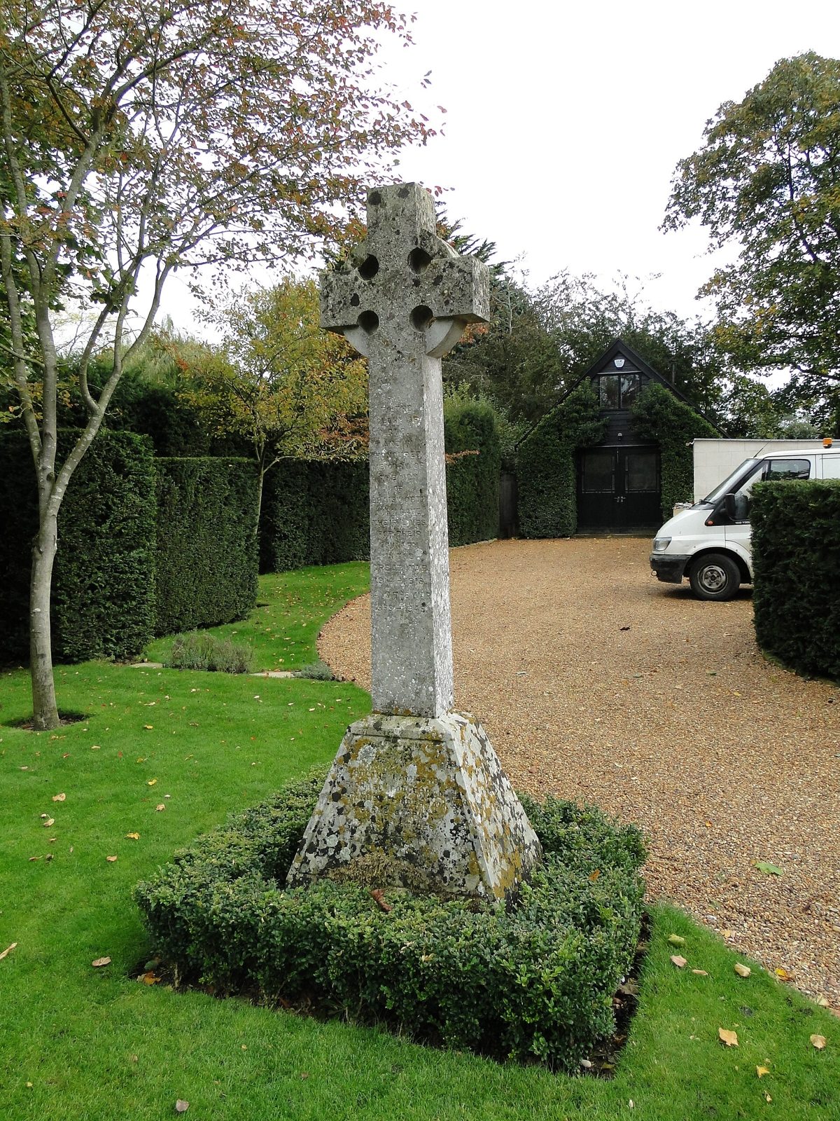 Braiseworth war memorial, unveiled 10 April 1921